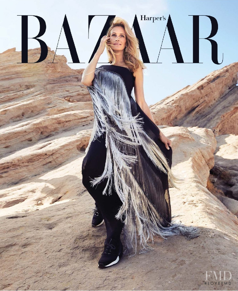 Julia Roberts featured on the Harper\'s Bazaar USA cover from November 2018