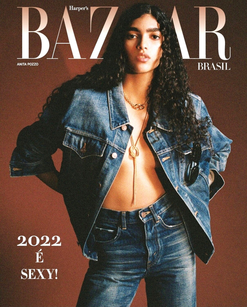 Anita Pozzo featured on the Harper\'s Bazaar Brazil cover from January 2022