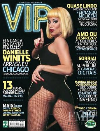 Danielle Winits featured on the VIP cover from June 2004