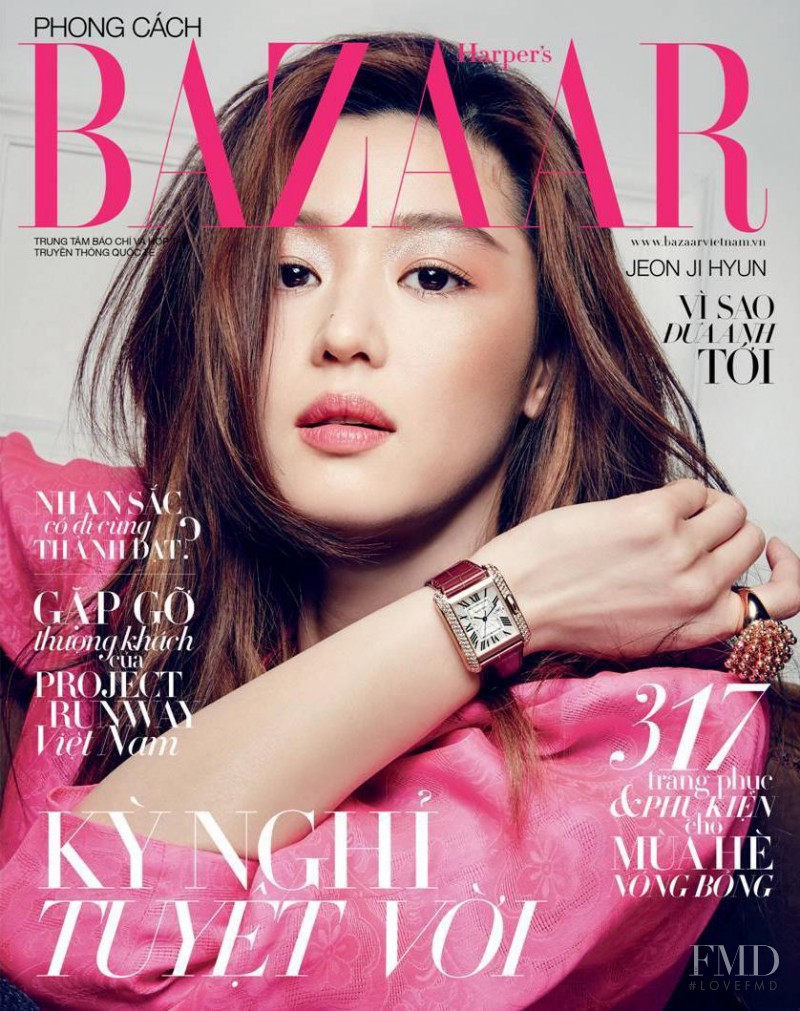 Jeon Ji Hyun featured on the Harper\'s Bazaar Vietnam cover from May 2014
