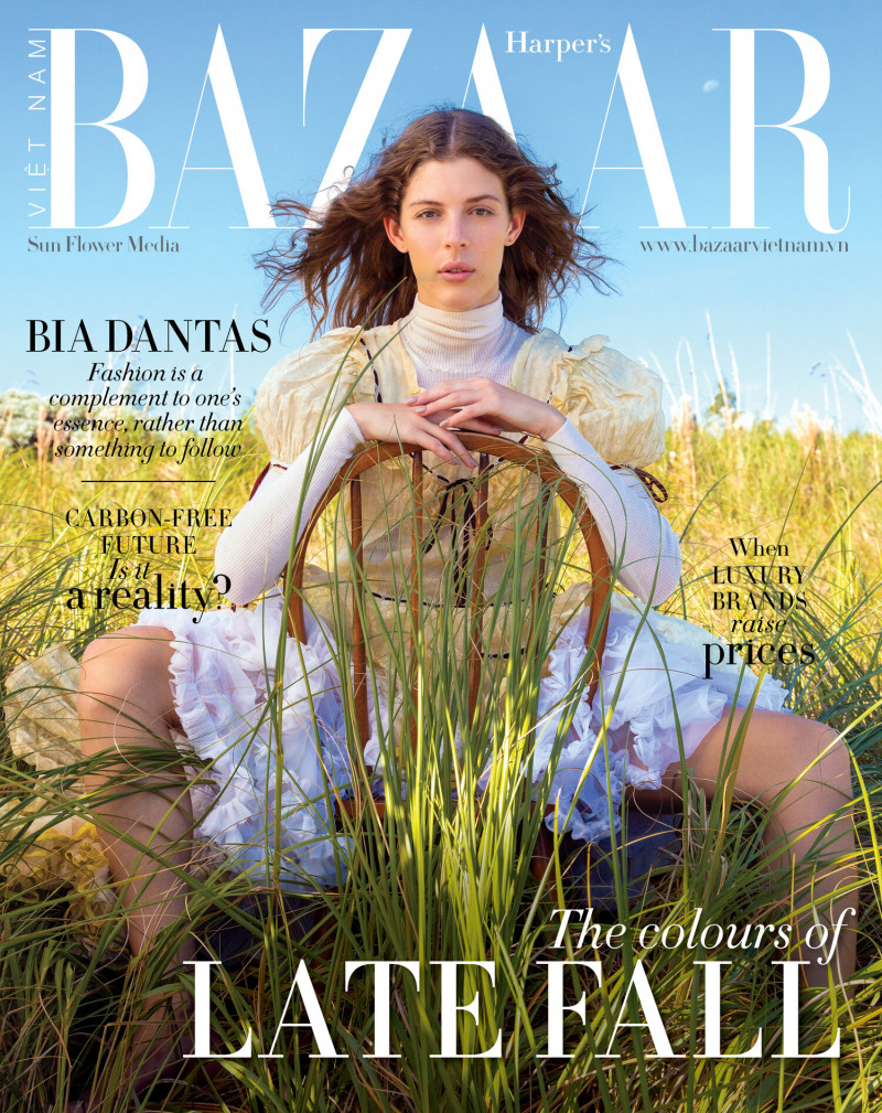  featured on the Harper\'s Bazaar Vietnam cover from December 2020