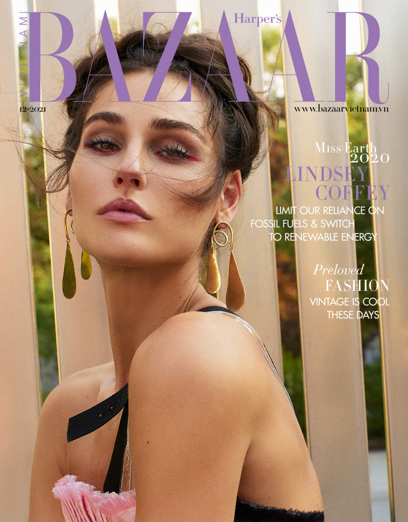 Lindsey Coffey featured on the Harper\'s Bazaar Vietnam cover from December 2021