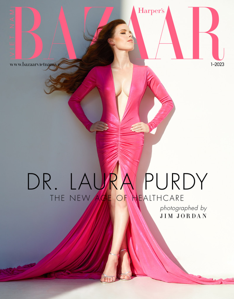 Laura Purdy featured on the Harper\'s Bazaar Vietnam cover from January 2023
