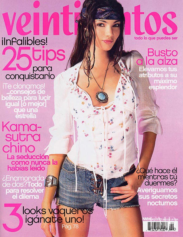 Teresa Moore featured on the Veintitantos cover from August 2002