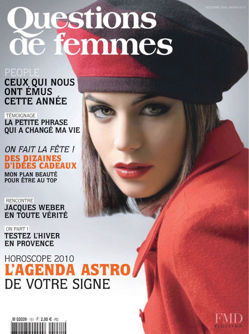  featured on the Questions de femmes cover from December 2009