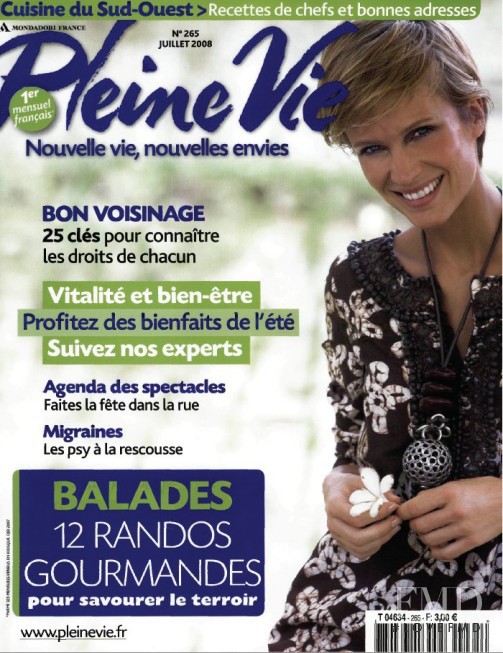 featured on the Pleine Vie cover from July 2008