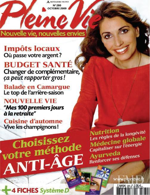  featured on the Pleine Vie cover from October 2009