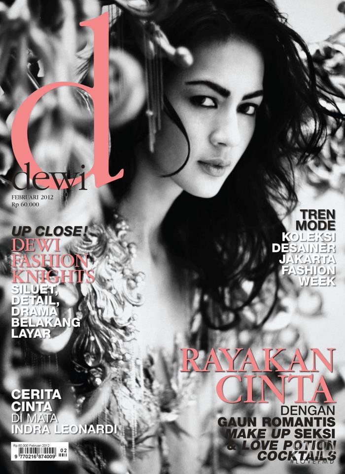 Paula Verhoeven featured on the dewi cover from February 2012