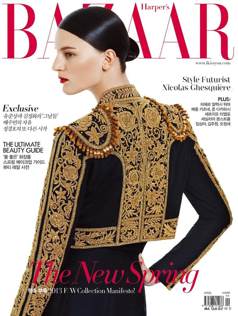 Laura Kampman featured on the Harper\'s Bazaar Korea cover from April 2013