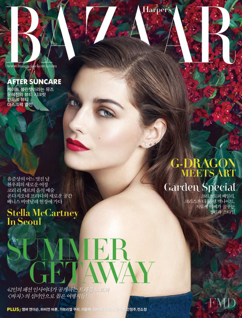 Amber Anderson featured on the Harper\'s Bazaar Korea cover from July 2015