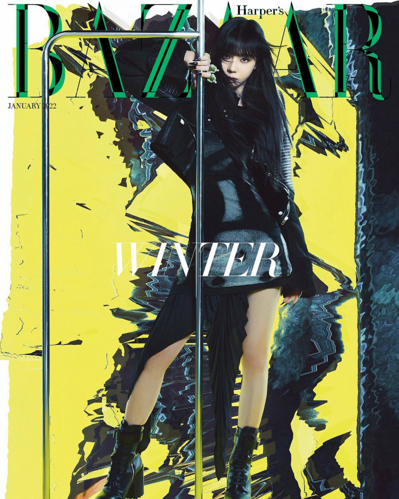  featured on the Harper\'s Bazaar Korea cover from January 2022