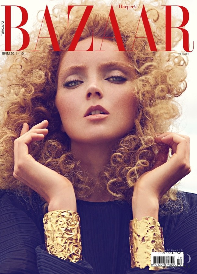 Lily Cole featured on the Harper\'s Bazaar Turkey cover from October 2011