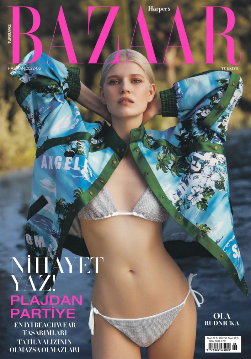 Ola Rudnicka featured on the Harper\'s Bazaar Turkey cover from June 2022