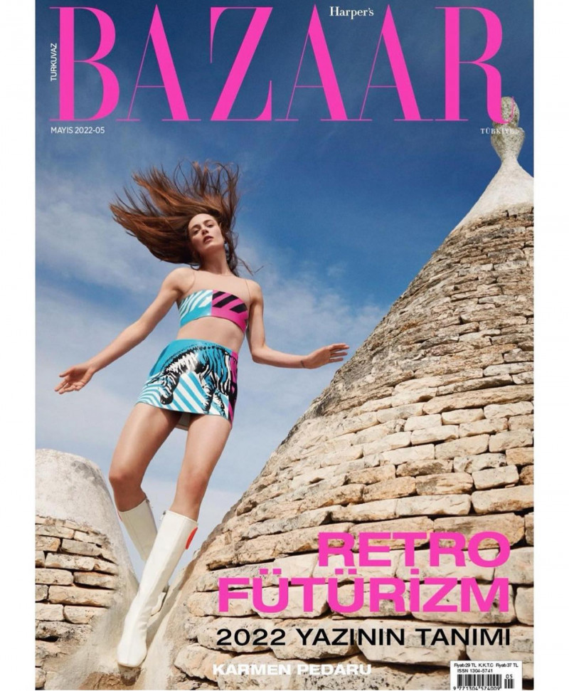 Karmen Pedaru featured on the Harper\'s Bazaar Turkey cover from May 2022