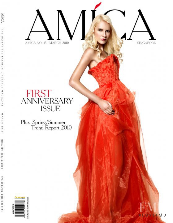 Alina Isachenko featured on the Amica Singapore cover from March 2010