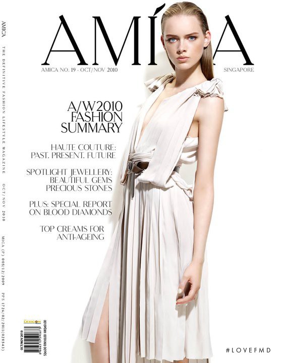 Eva Marie Mulder featured on the Amica Singapore cover from October 2010