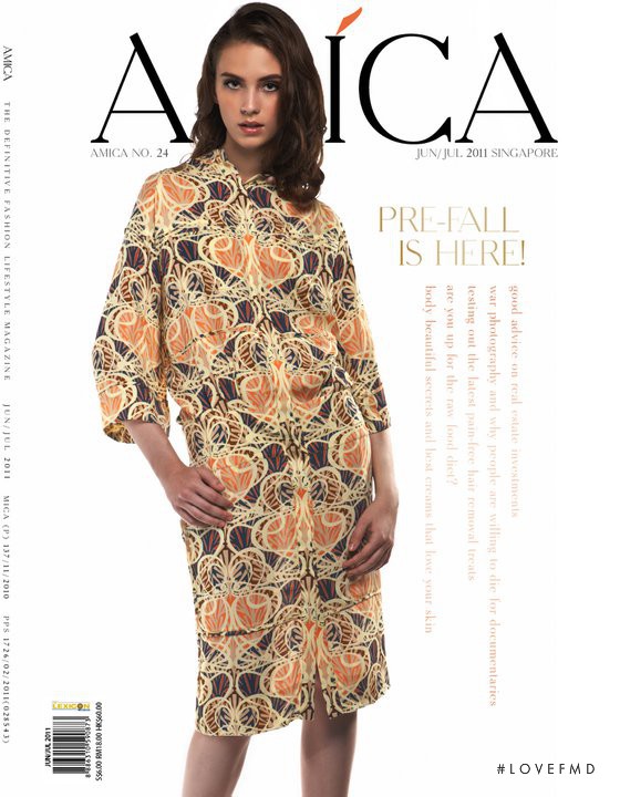 Cleo Cwiek featured on the Amica Singapore cover from June 2012