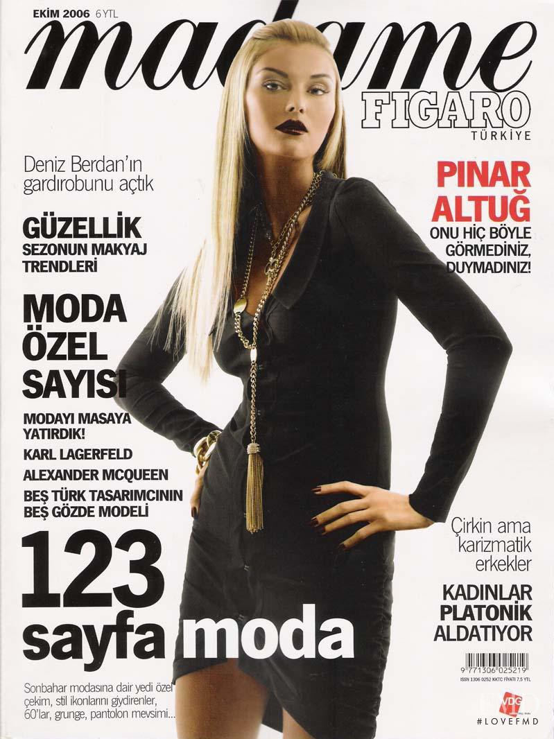 P&#305;nar Altu&#287; featured on the Madame Figaro Turkey cover from October 2006