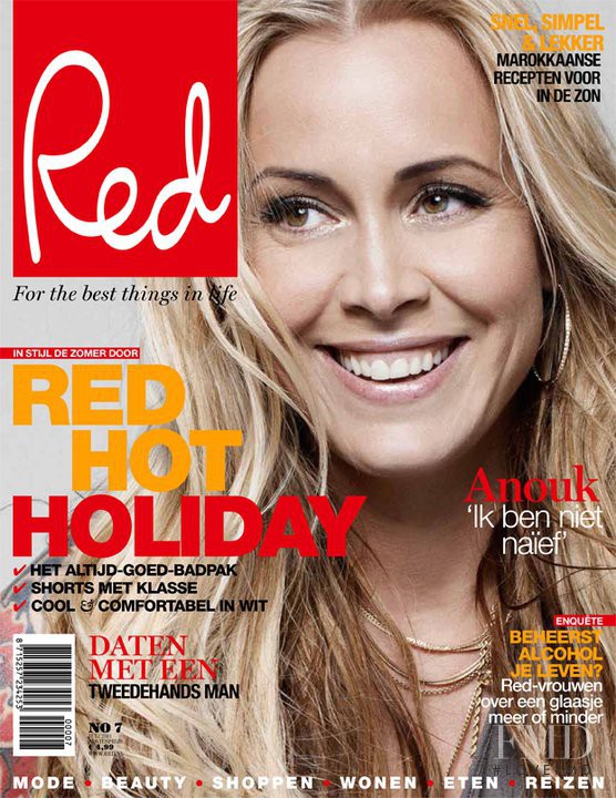  featured on the Red Netherlands cover from July 2011