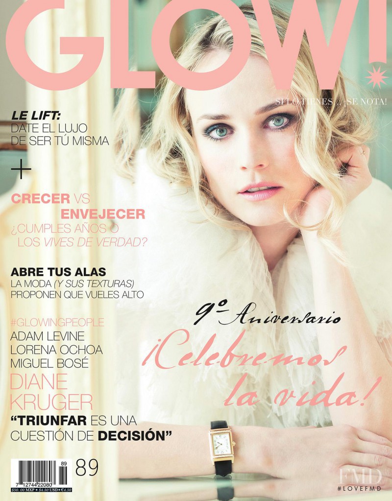 Diane Heidkruger featured on the Glow! Mexico cover from December 2013