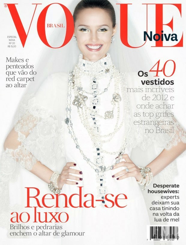 Katie Fogarty featured on the Vogue Noiva Brazil cover from June 2012