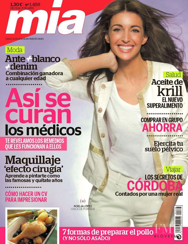 Noelia López featured on the Mia cover from April 2015