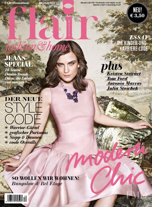 Jana Knauerova featured on the Flair Germany cover from October 2012