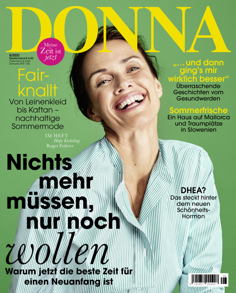  featured on the Donna Germany cover from August 2021