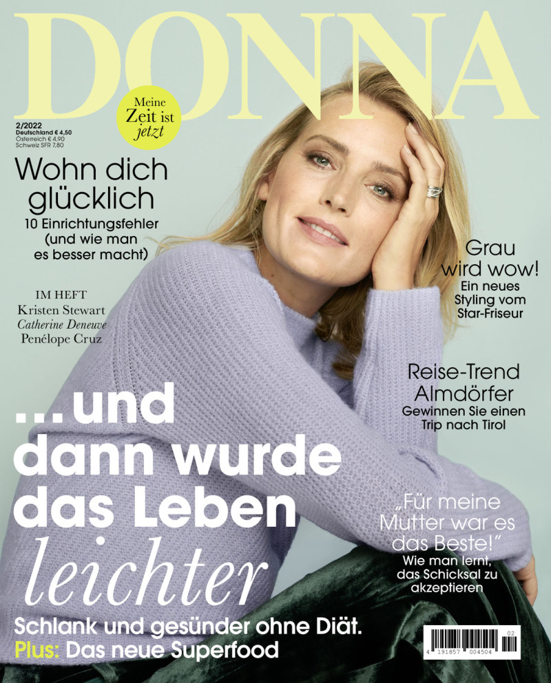  featured on the Donna Germany cover from February 2022