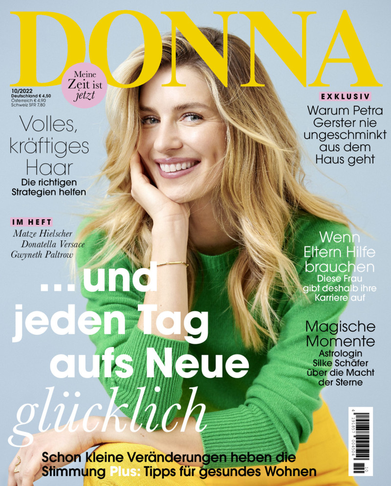 Szilvia Miskolczi featured on the Donna Germany cover from October 2022