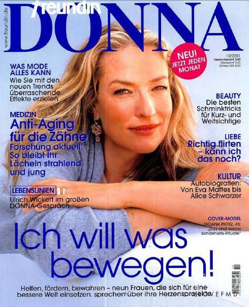 Tatjana Patitz featured on the Donna Germany cover from October 2011