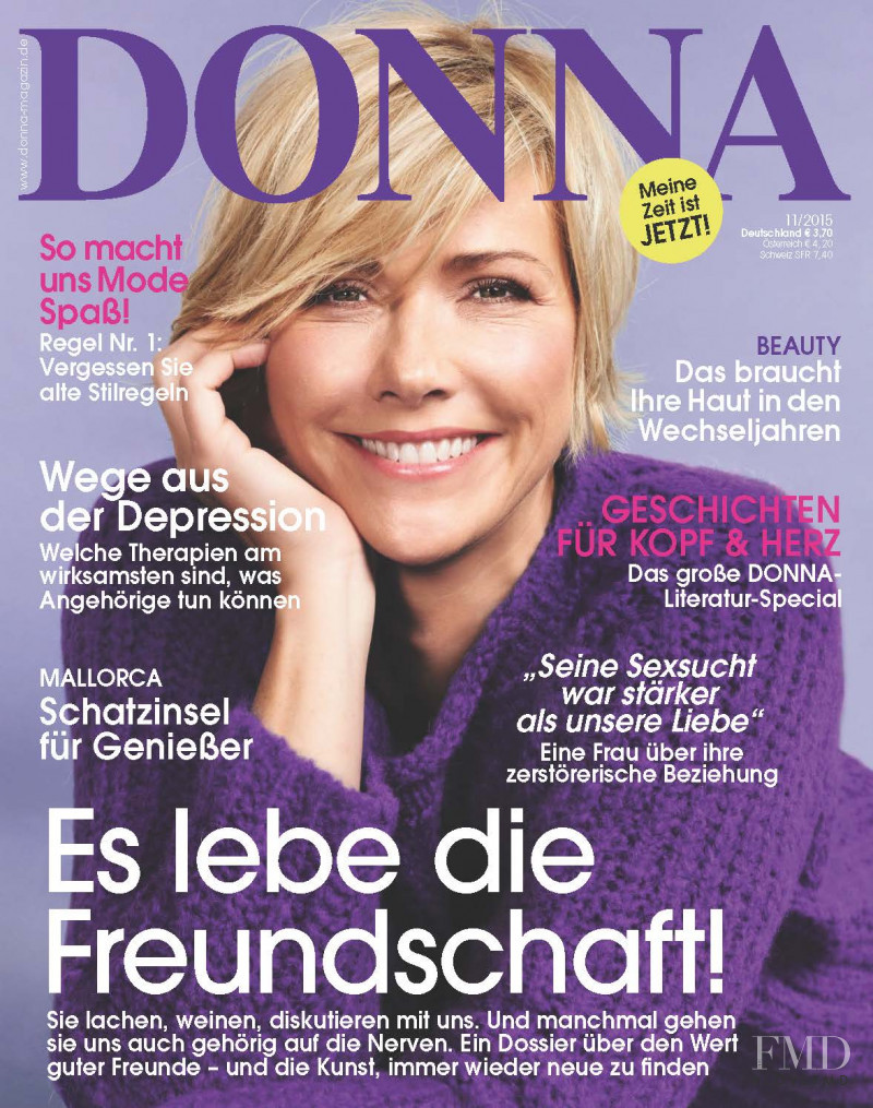 Anne Wischnitzki featured on the Donna Germany cover from November 2015
