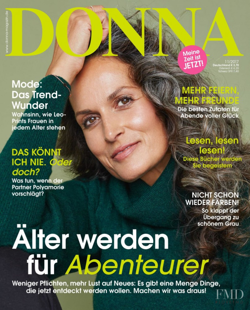 Susannah Singh featured on the Donna Germany cover from November 2017