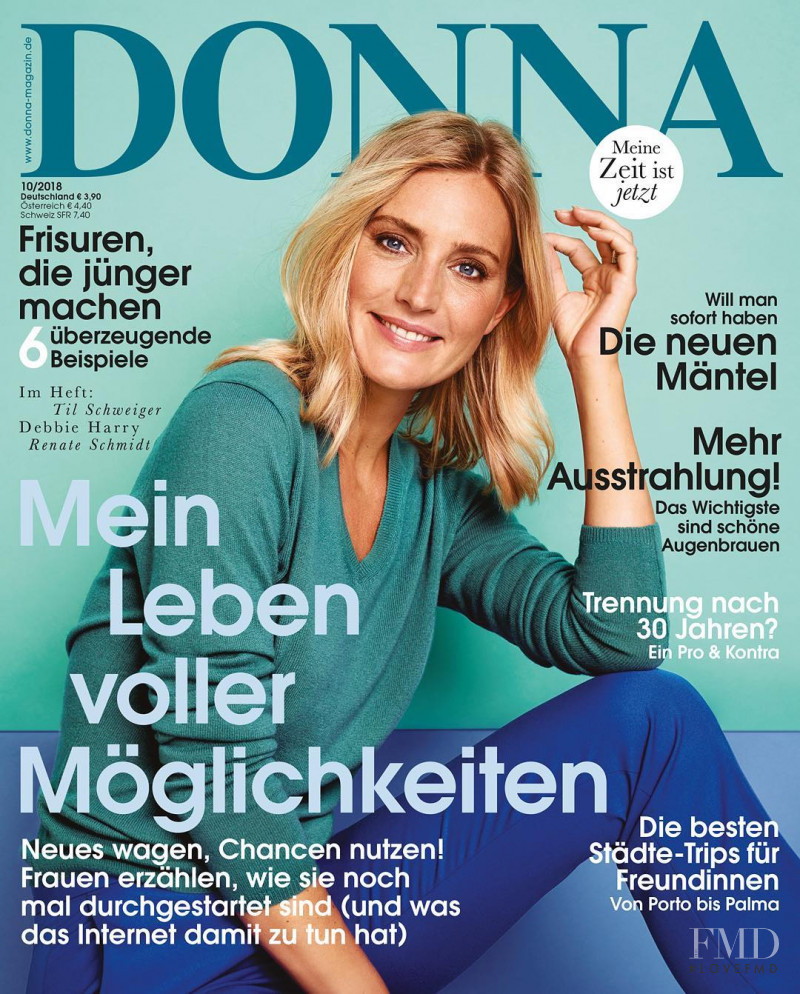 Ingrid Parewijck featured on the Donna Germany cover from October 2018