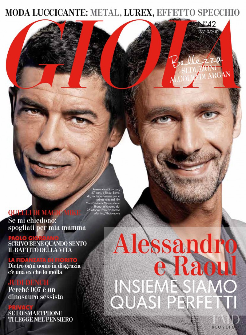 Alessandro Gassman, Raoul Bova featured on the Gioia cover from October 2012