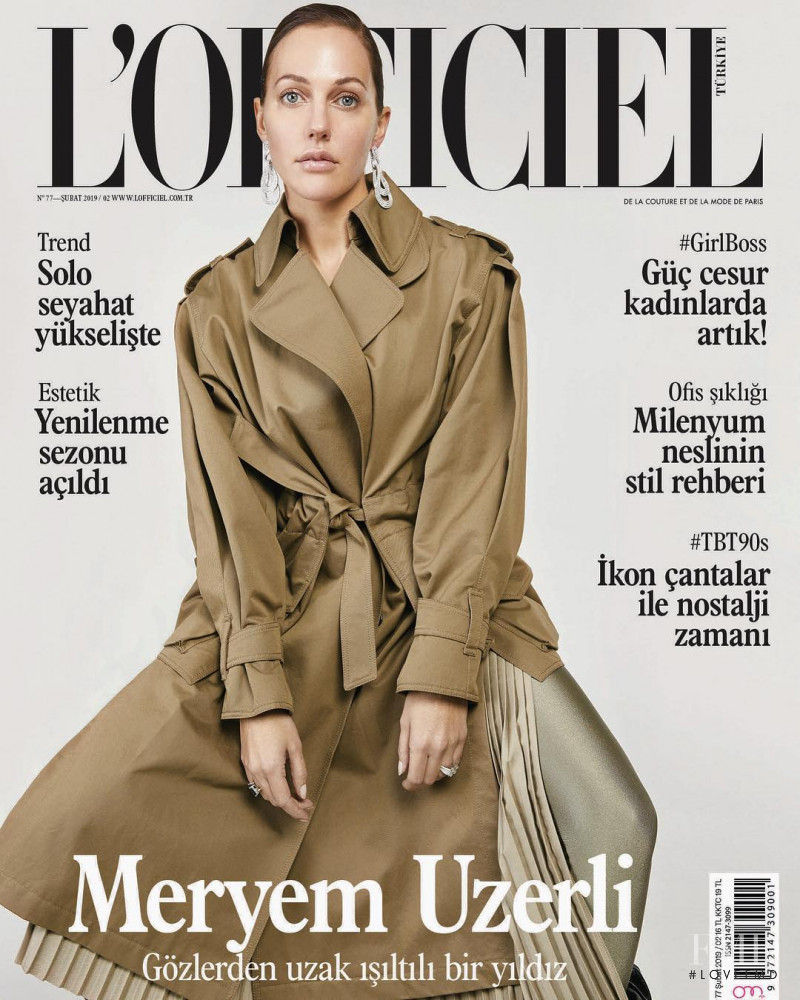  featured on the L\'Officiel Turkey cover from February 2019