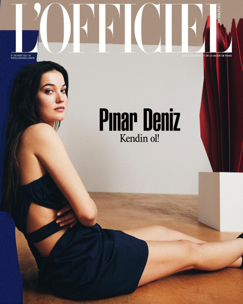 Pinar Deniz  featured on the L\'Officiel Turkey cover from March 2022