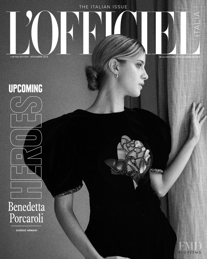 Benedetta Porcaroli  featured on the L\'Officiel Italy cover from November 2019