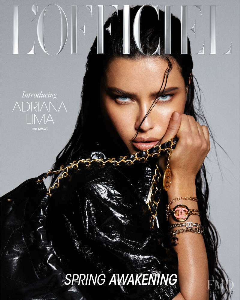 Adriana Lima featured on the L\'Officiel Italy cover from February 2022