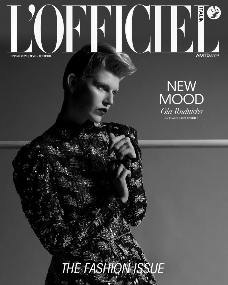 Ola Rudnicka featured on the L\'Officiel Italy cover from February 2023