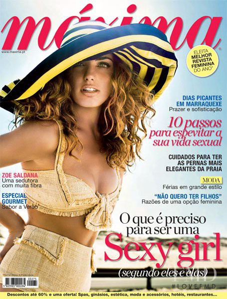 Marinet Matthee featured on the Máxima Portugal cover from August 2011