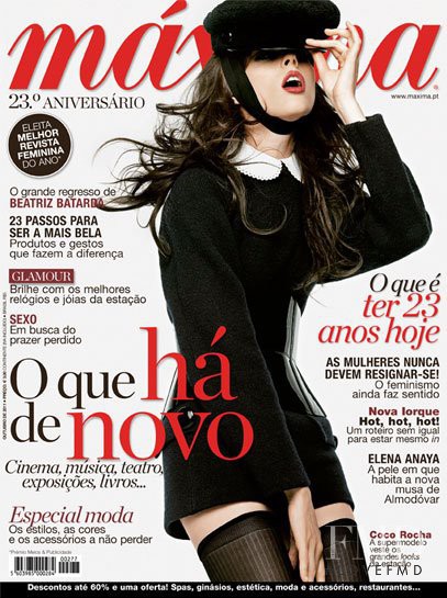 Coco Rocha featured on the Máxima Portugal cover from October 2011