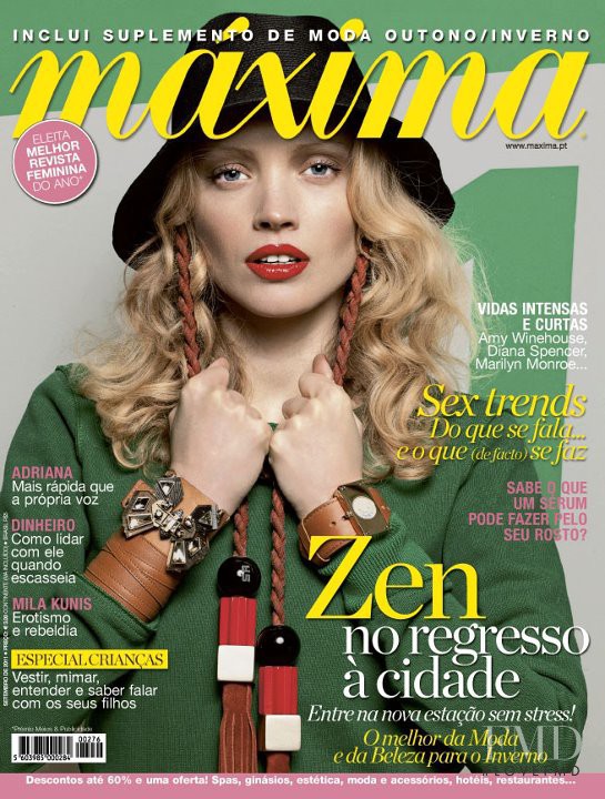  featured on the Máxima Portugal cover from September 2011