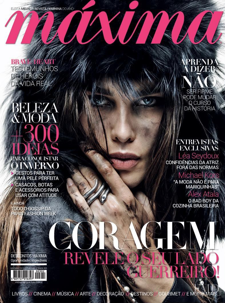  featured on the Máxima Portugal cover from November 2013