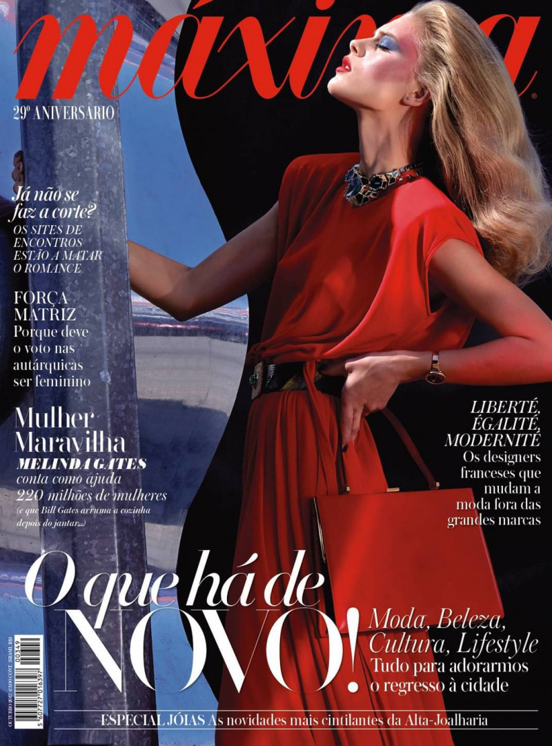  featured on the Máxima Portugal cover from October 2017