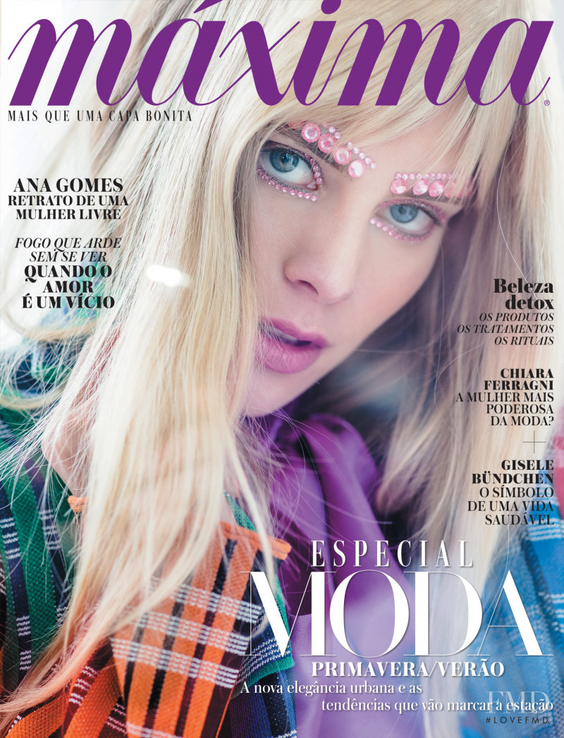 Sandra Martins featured on the Máxima Portugal cover from March 2020