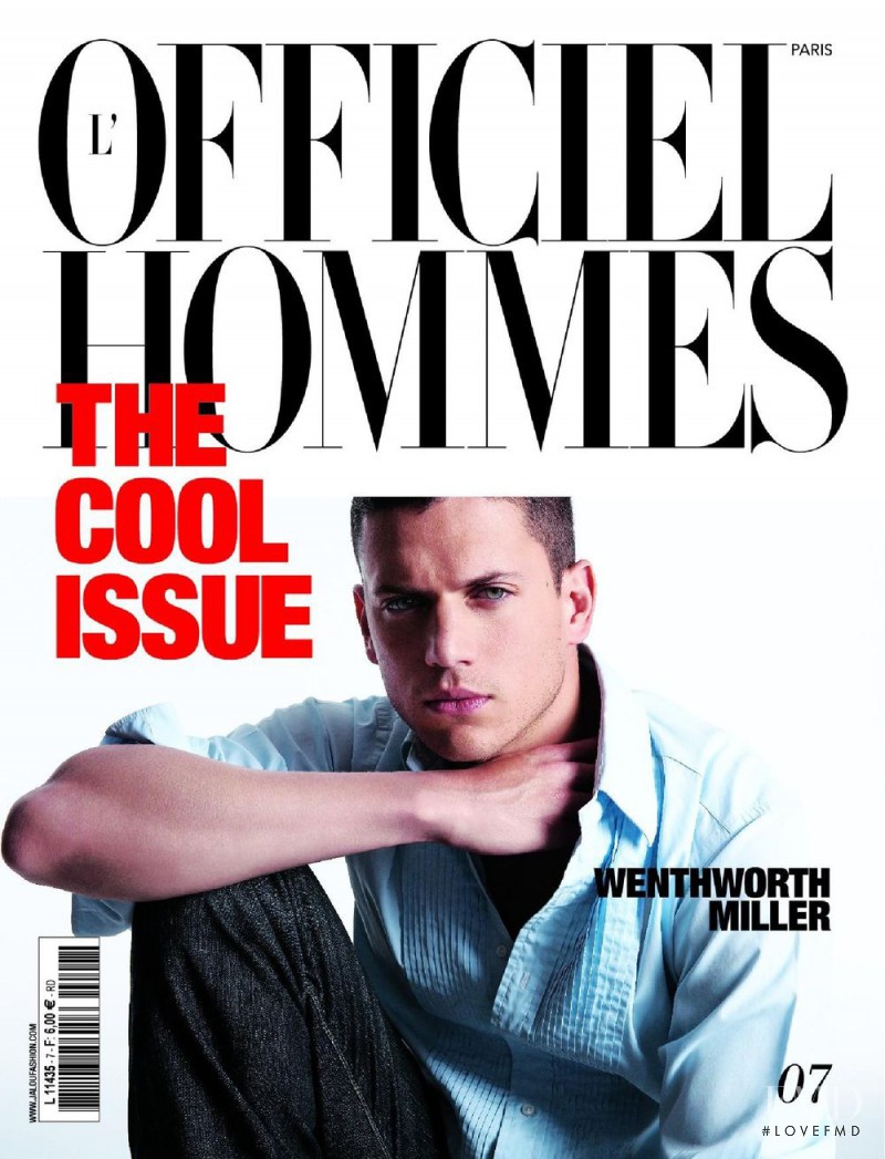 Wenthworth Miller featured on the L\'Officiel Hommes Paris cover from October 2006