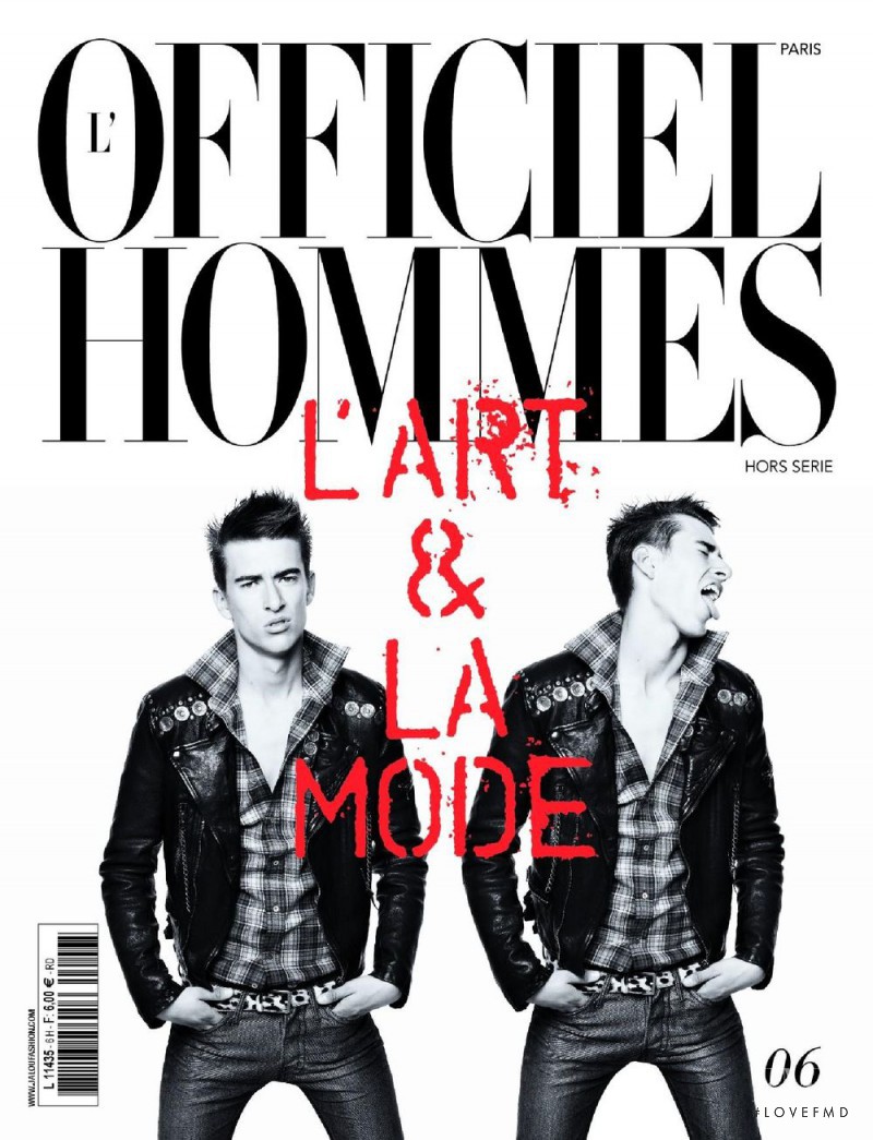  featured on the L\'Officiel Hommes Paris cover from September 2006