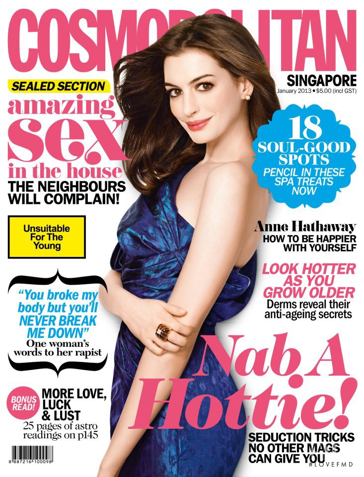 Anne Hathaway featured on the Cosmopolitan Singapore cover from January 2013