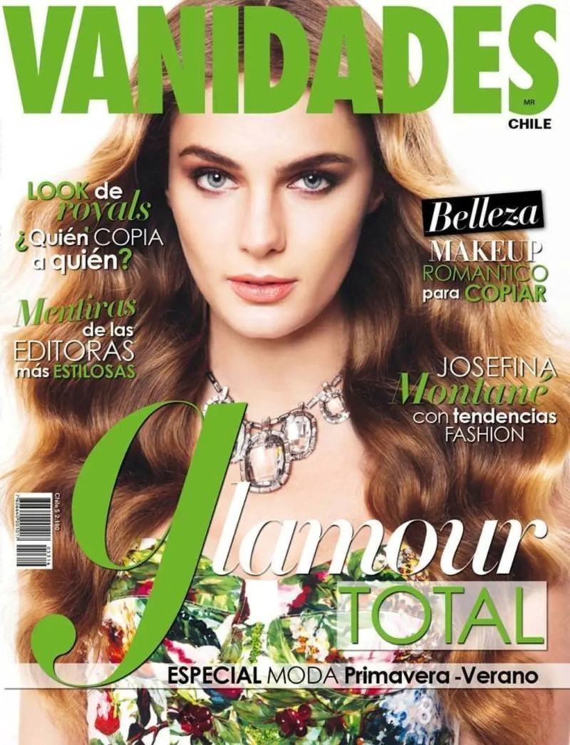 Josefina Montané featured on the Vanidades Chile cover from September 2013